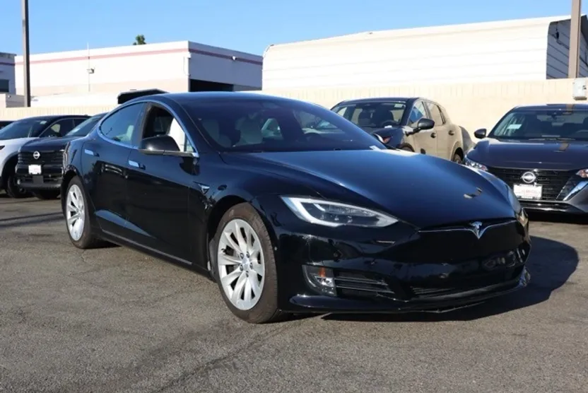 2017 Tesla Model S 75D photo 1
