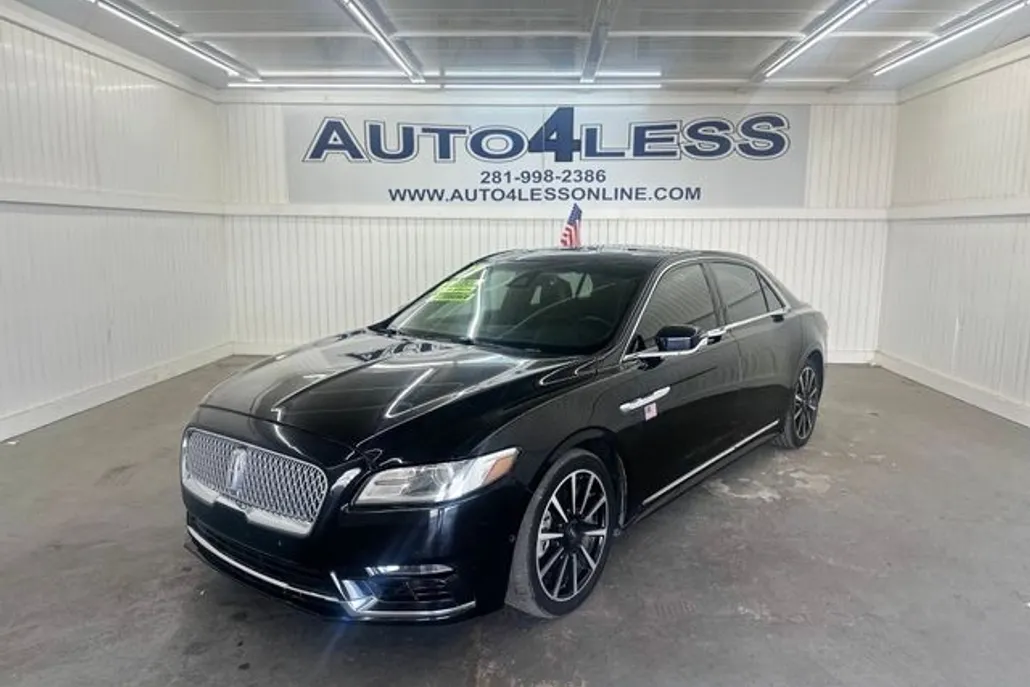 2017 Lincoln Continental Reserve photo 1