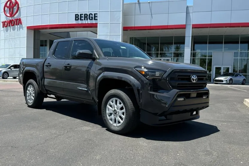 2025 Toyota Tacoma SR5 Double Cab photo 1