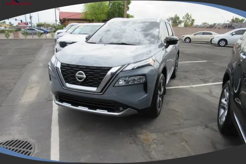 2021 Nissan Rogue Platinum photo 1