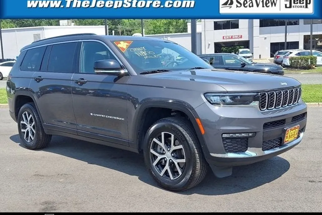 2024 Jeep Grand Cherokee Limited photo 1