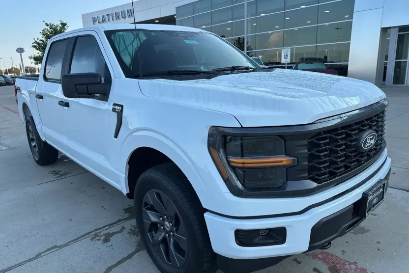 2025 Ford F-150 STX photo 1