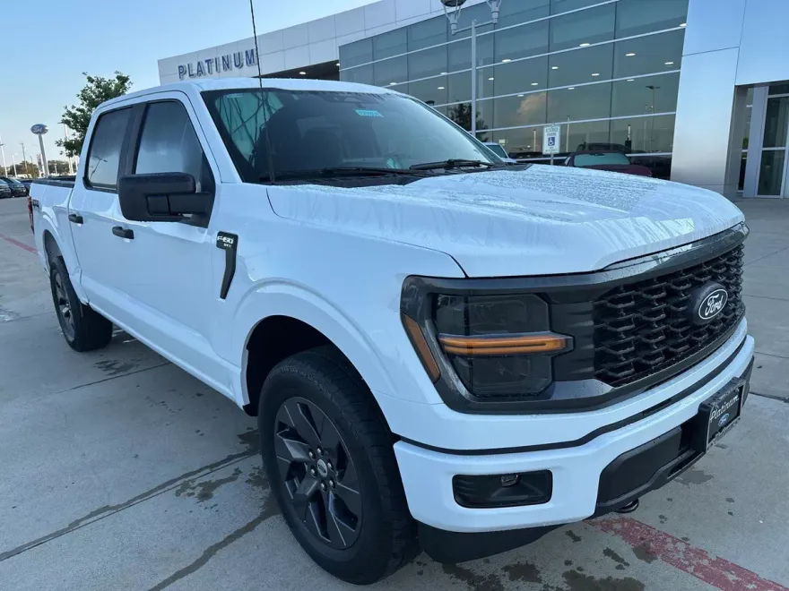 2025 Ford F-150 STX photo 1