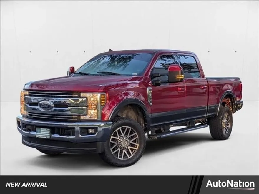 2019 Ford F-350 Lariat photo 1