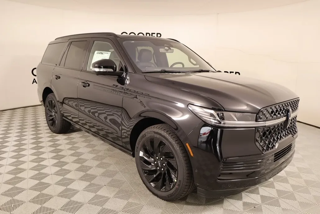 2025 Lincoln Navigator Reserve photo 1