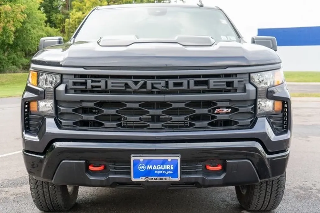 2024 Chevrolet Silverado 1500 Custom Trail Boss photo 1