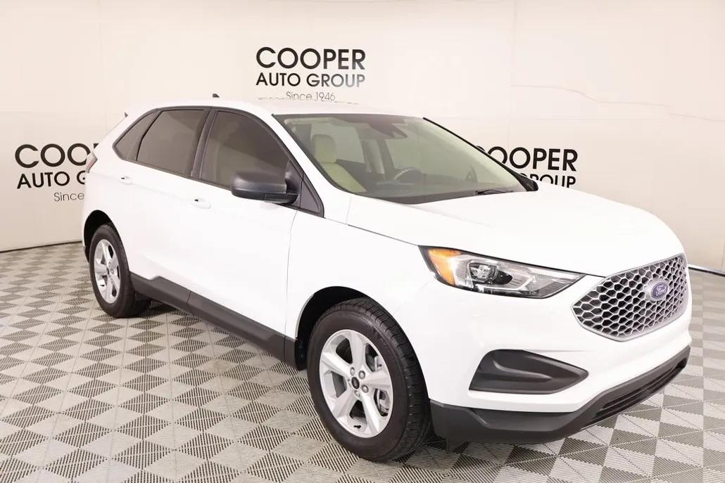 2024 Ford Edge SE photo 1