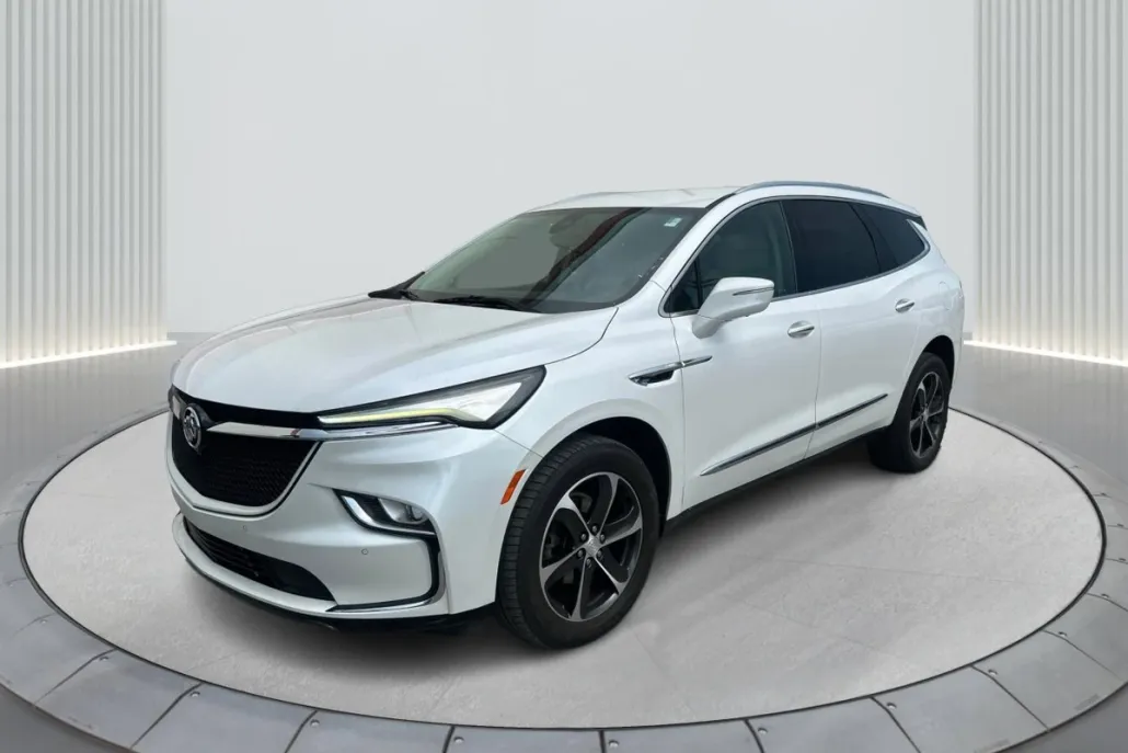 2022 Buick Enclave Essence photo 1