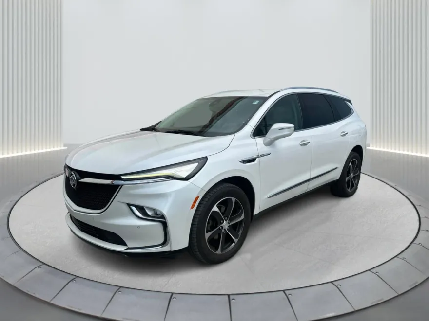 2022 Buick Enclave Essence photo 1