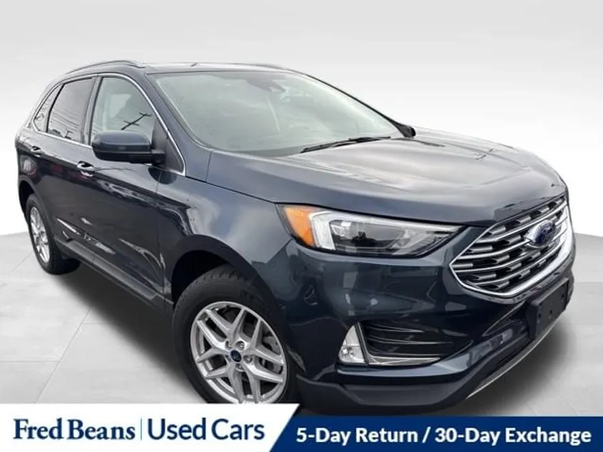 2022 Ford Edge SEL photo 1