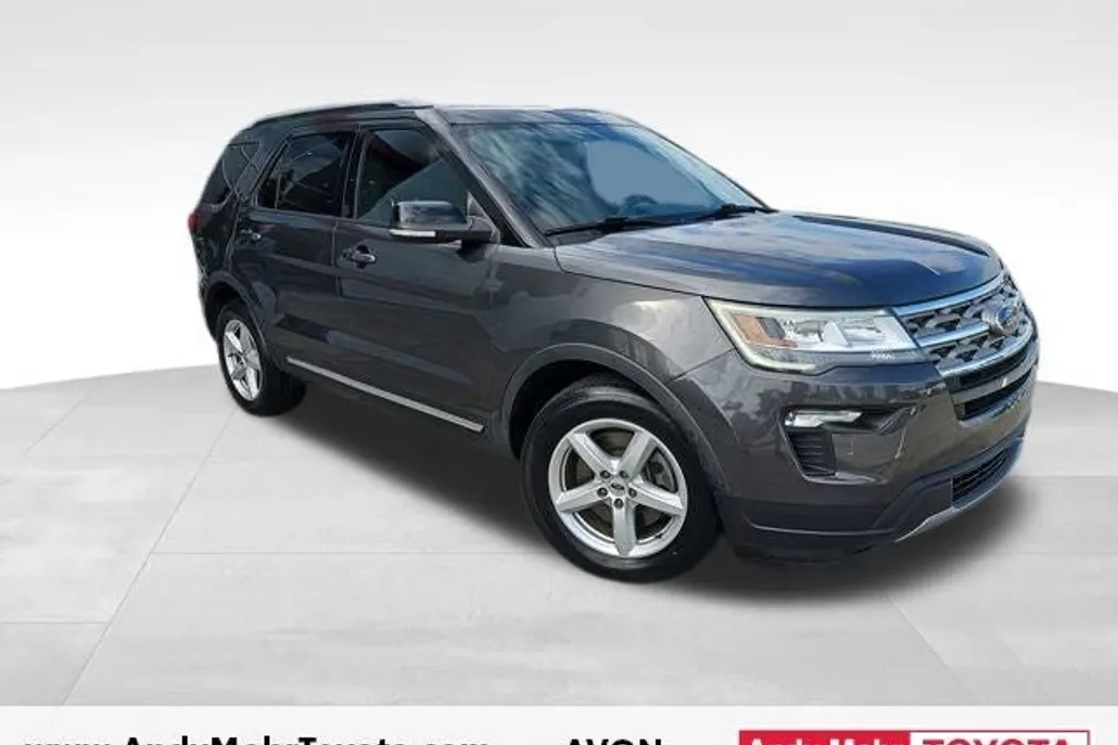 2018 Ford Explorer XLT photo 1