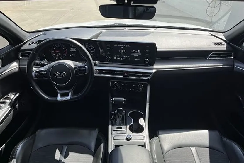 2021 Kia K5 GT-Line photo 1