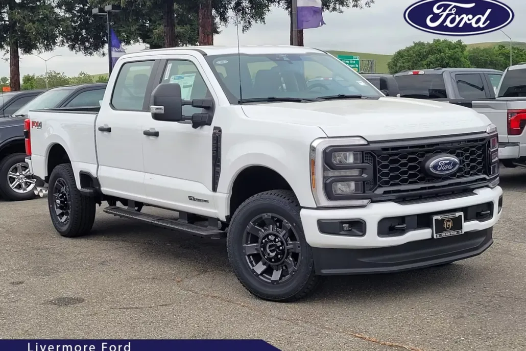 2025 Ford F-250 XL photo 1
