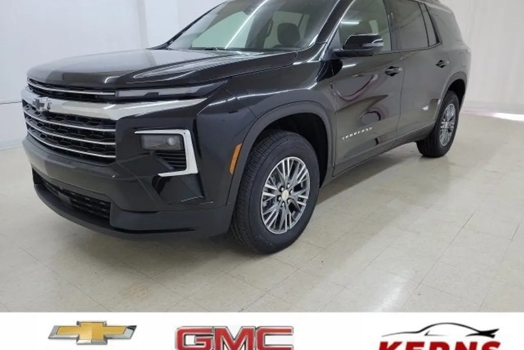 2025 Chevrolet Traverse photo 1