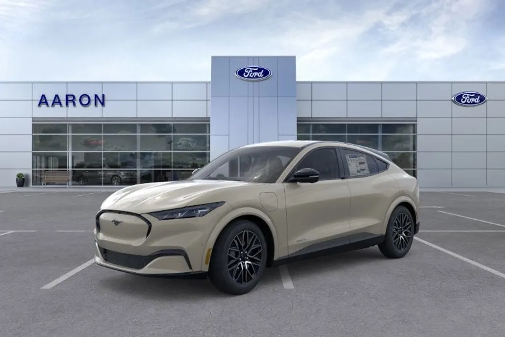 2025 Ford Mustang Mach-E Premium photo 1