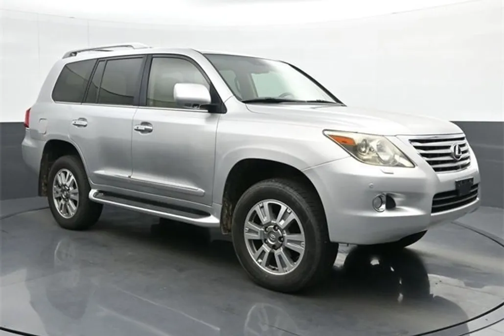 2008 Lexus LX 570 photo 1