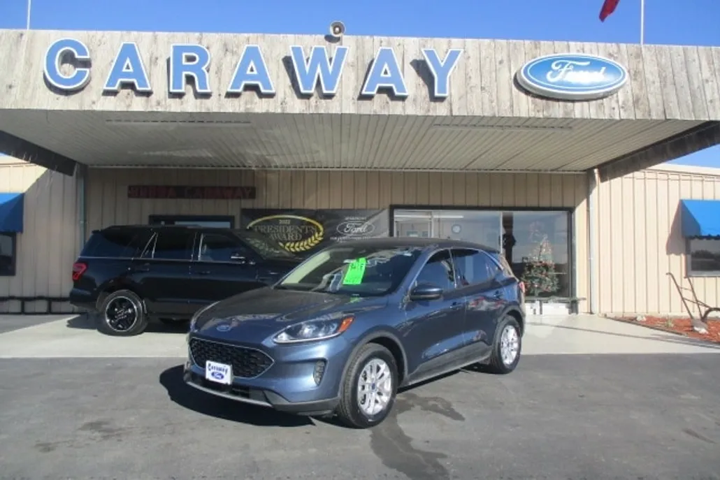 2020 Ford Escape SE photo 1