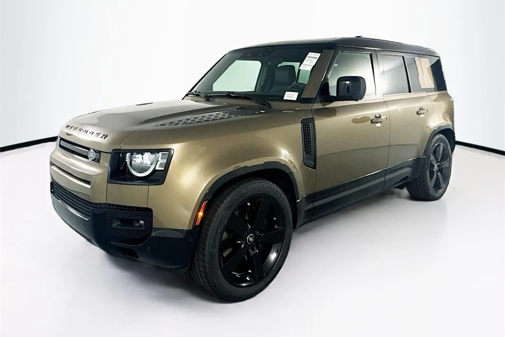 2025 Land Rover Defender 110 X-Dynamic SE photo 1