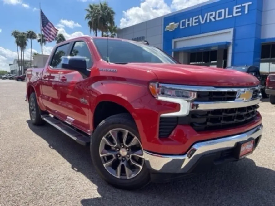 2026 Chevrolet Silverado 1500 LT photo 1