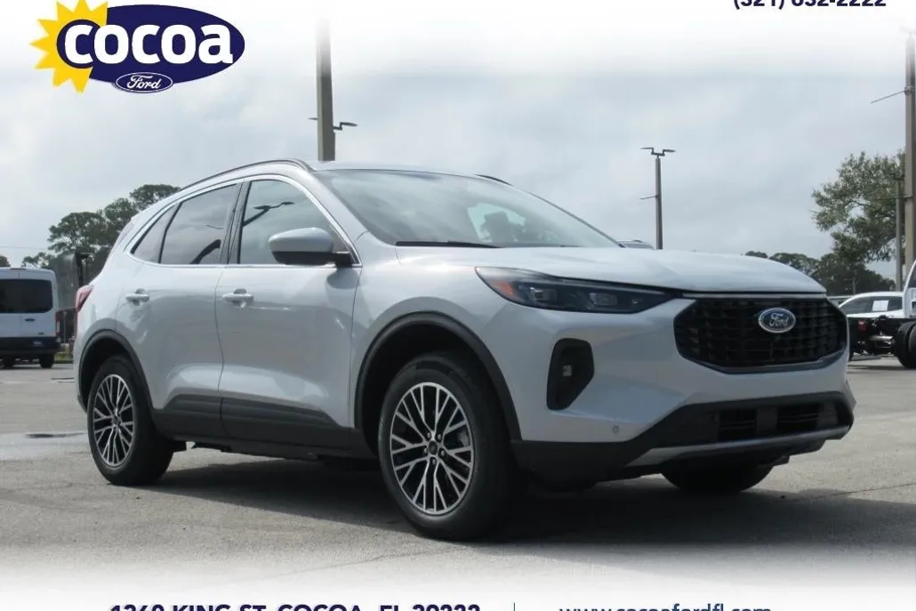 2025 Ford Escape photo 1