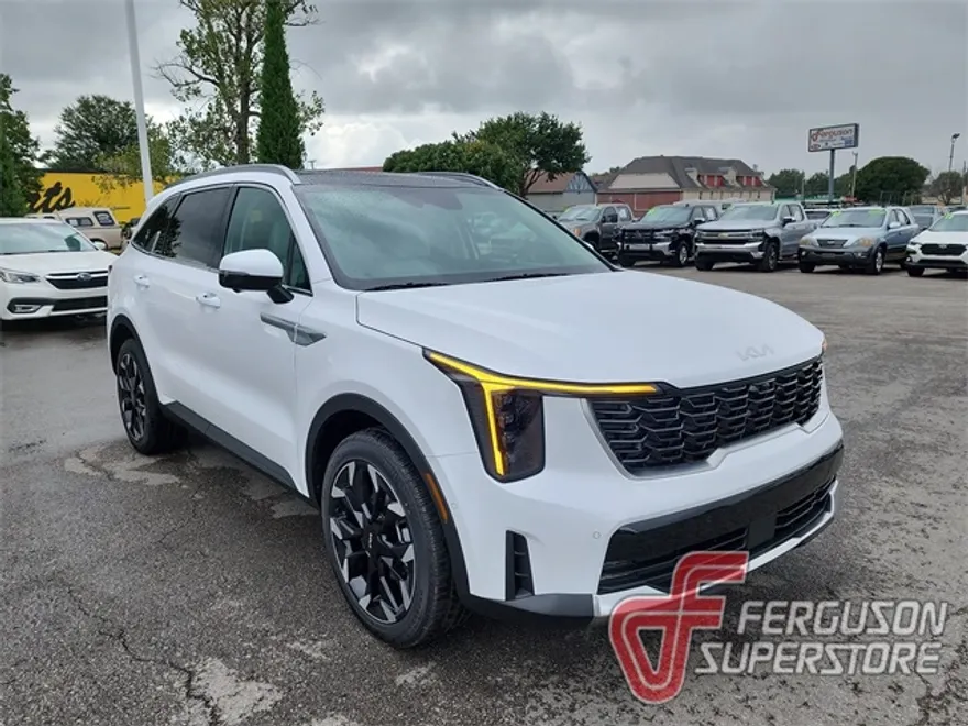 2026 Kia Sorento SX photo 1