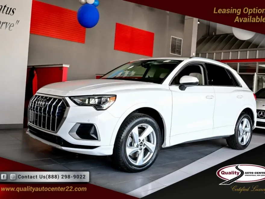 2022 Audi Q3 Premium 40 TFSI photo 1