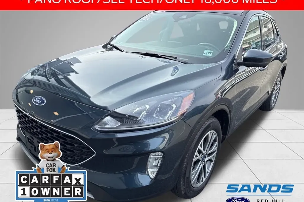 2022 Ford Escape SEL photo 1