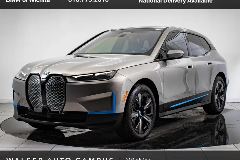 2024 Bmw iX photo 1