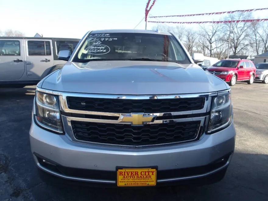 2018 Chevrolet Tahoe LT photo 1