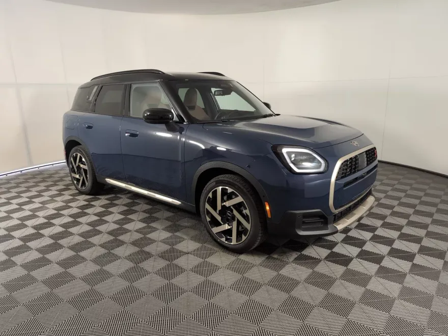 2025 Mini Countryman S ALL4 Iconic photo 1