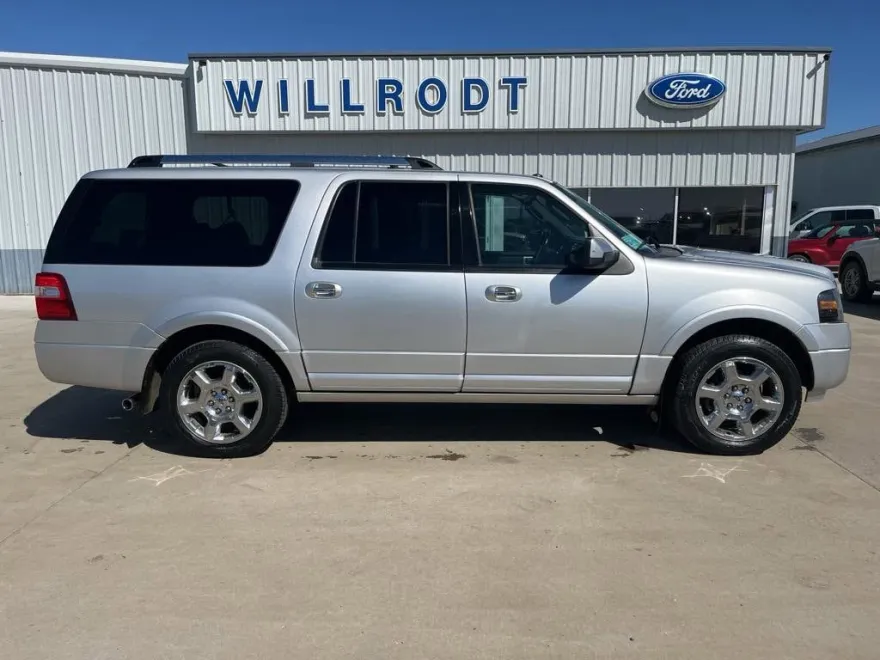 2014 Ford Expedition EL photo 1