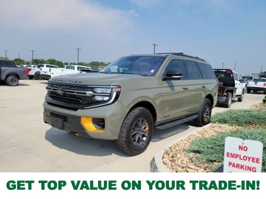 2025 Ford Expedition photo 1