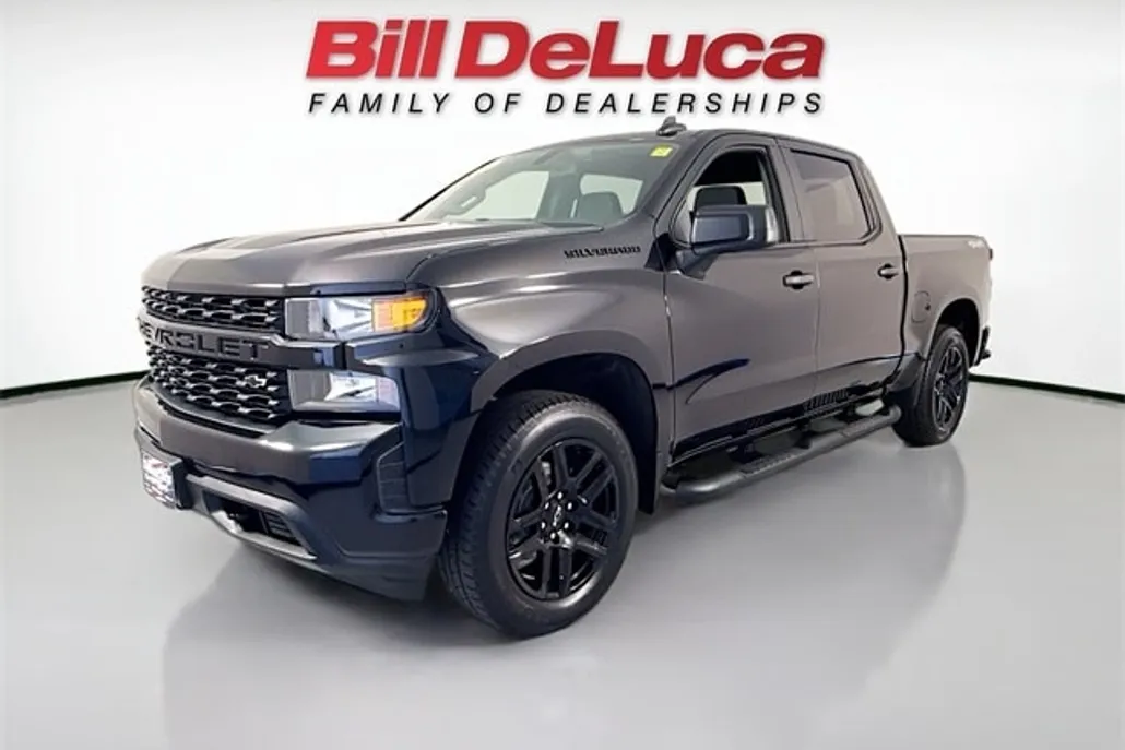 2022 Chevrolet Silverado 1500 Custom photo 1