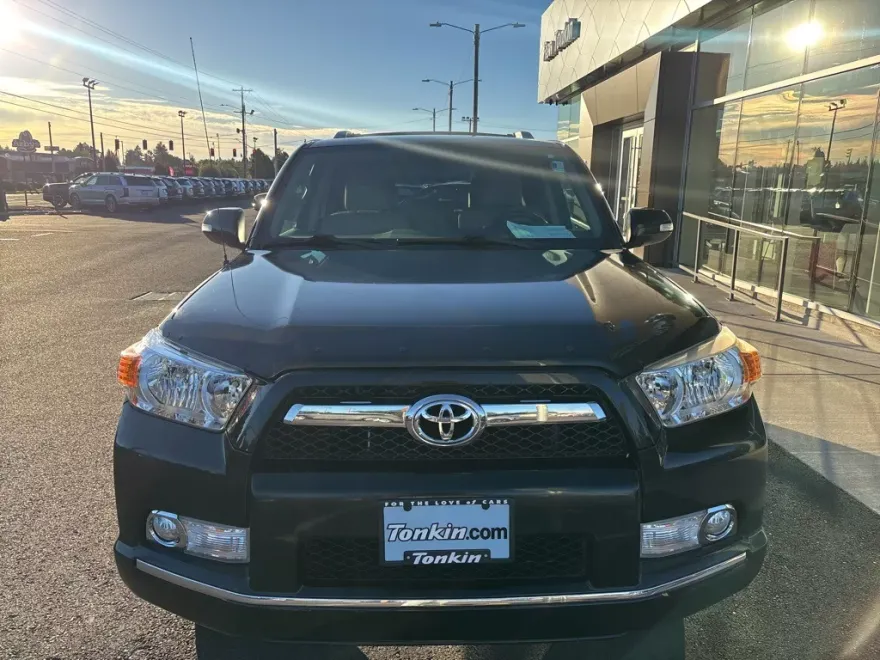 2011 Toyota 4Runner SR5 photo 1