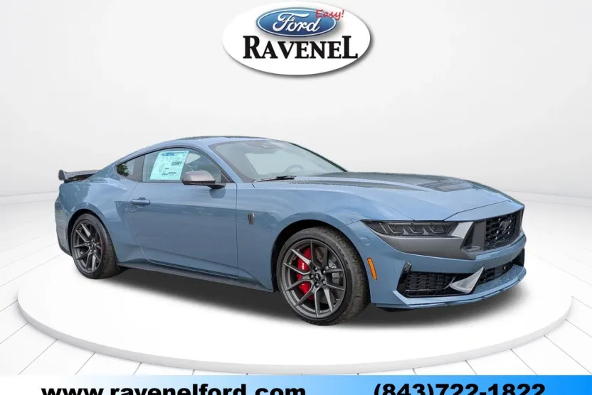 2025 Ford Mustang Dark Horse photo 1