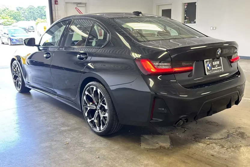 2025 Bmw 330i Sedan photo 1