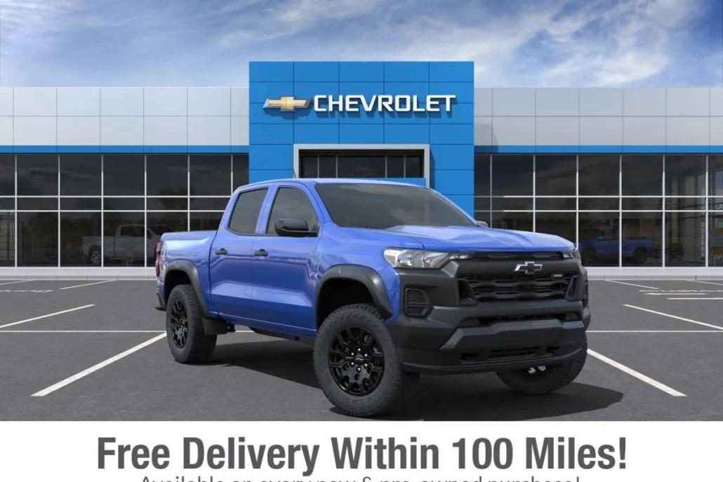 2025 Chevrolet Colorado Trail Boss photo 1
