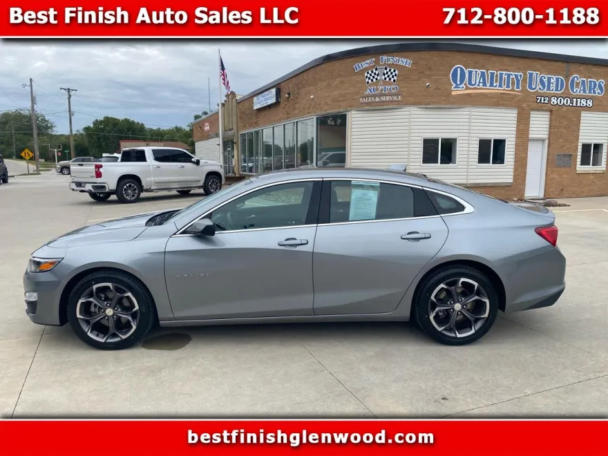 2023 Chevrolet Malibu 1LT photo 1