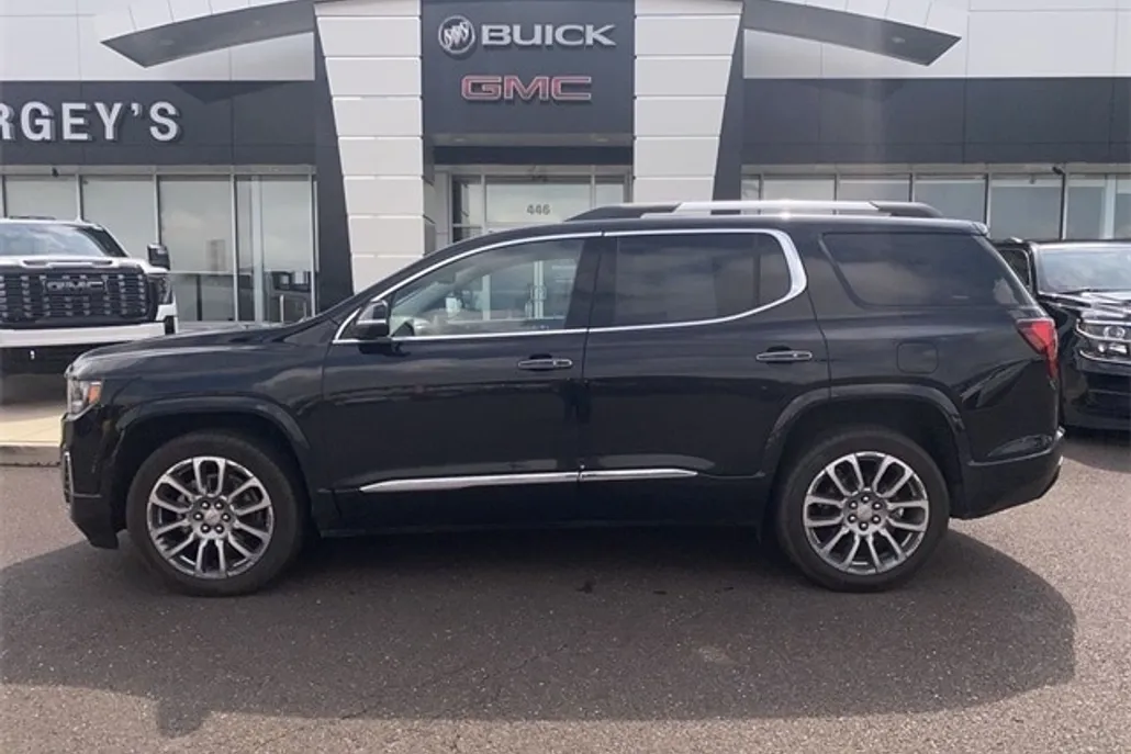 2022 Gmc Acadia Denali photo 1