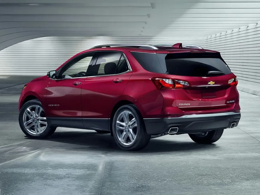 2020 Chevrolet Equinox LS photo 1