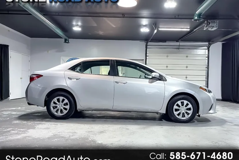 2014 Toyota Corolla LE Premium photo 1