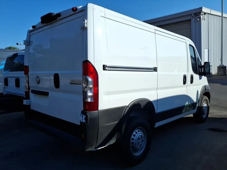 2025 Ram ProMaster 1500 Tradesman Cargo Van photo 1
