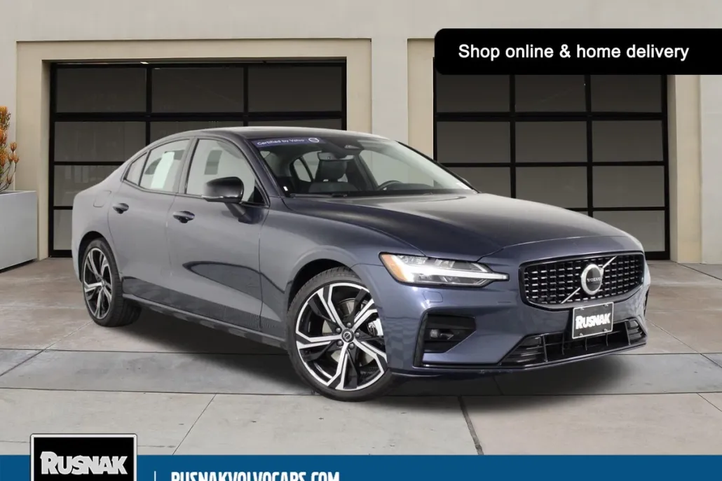 2025 Volvo S60 B5 Core photo 1