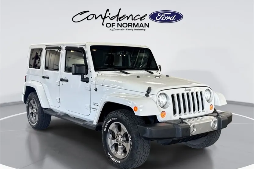 2018 Jeep Wrangler Unlimited Sahara photo 1