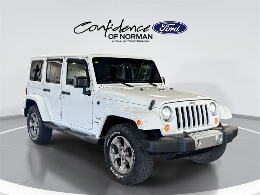 2018 Jeep Wrangler Unlimited Sahara photo 1