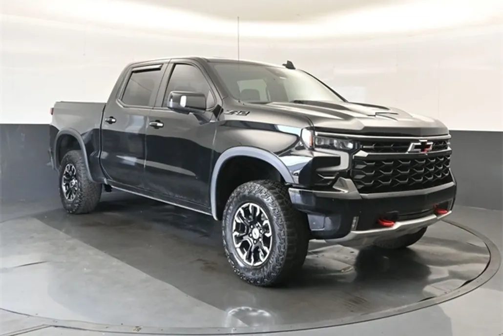 2024 Chevrolet Silverado 1500 ZR2 photo 1
