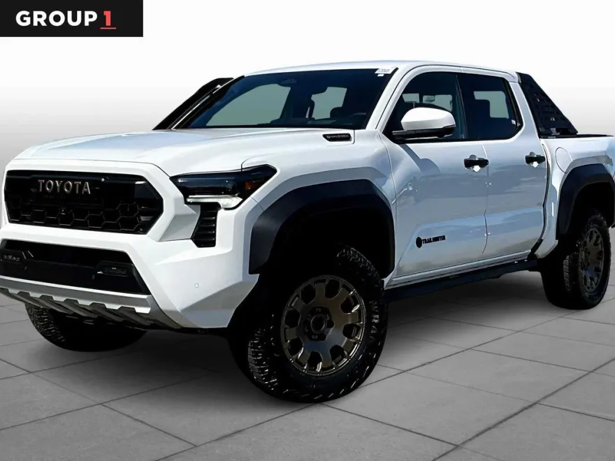 2024 Toyota Tacoma Trailhunter photo 1
