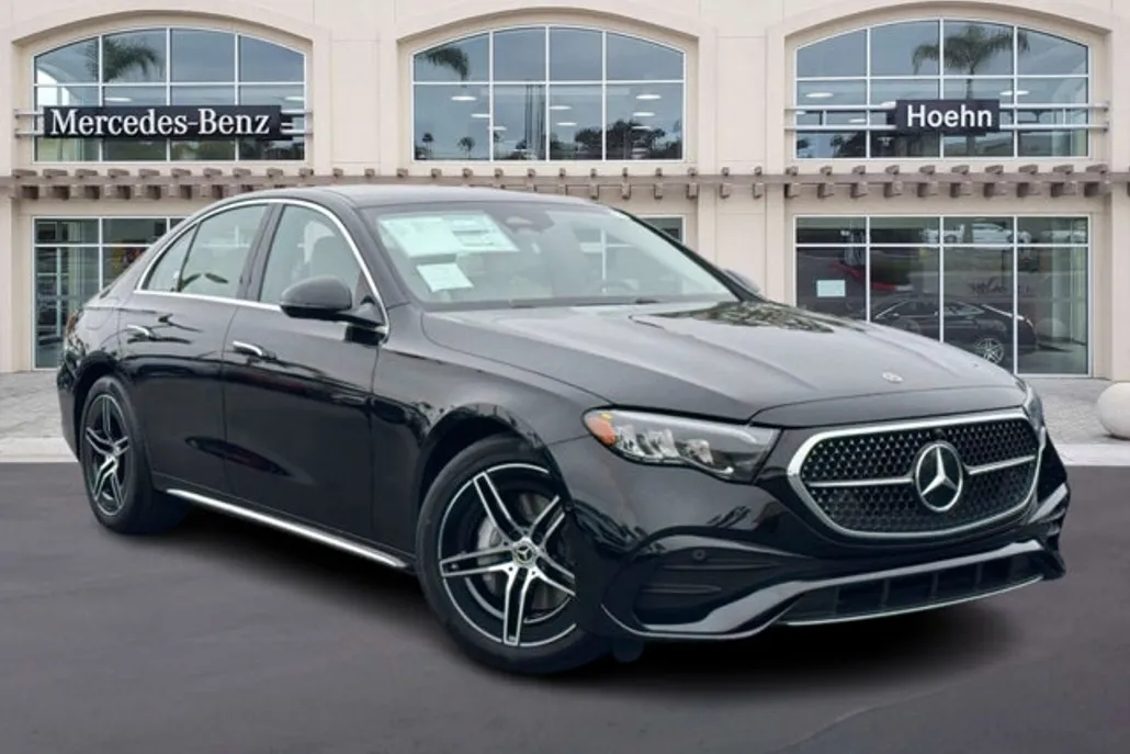 2025 Mercedes Benz E 4MATIC photo 1