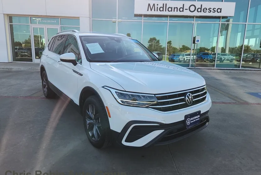 2024 Volkswagen Tiguan SE Wolfsburg Edition photo 1