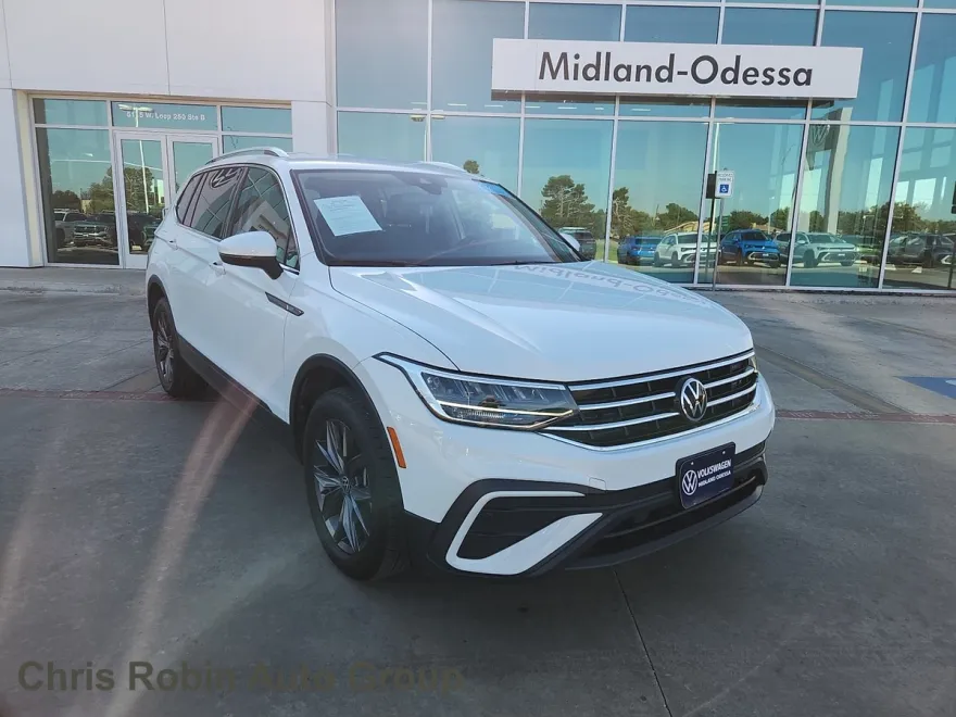 2024 Volkswagen Tiguan SE Wolfsburg Edition photo 1